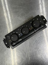 A/C Temperature Climate Control Switch 15072169 OEM Cadillac Escalade 2002