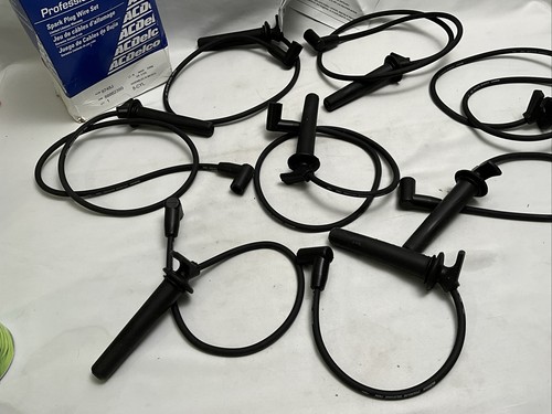 Spark Plug Wire Set ACDelco 9748J - BAD BOX - Picture 6 of 13