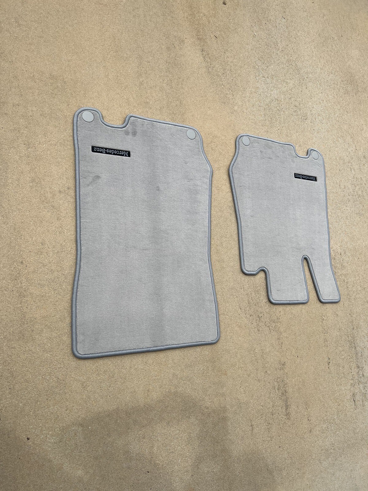 20042010 MercedesBenz R230 FLOOR MAT MATS ORIGINAL SL55 SL63 SL550