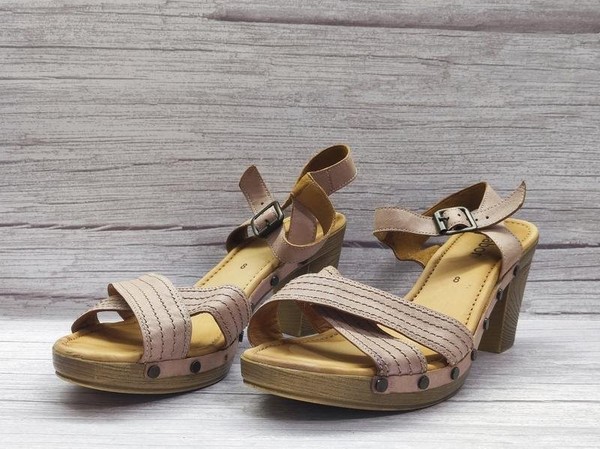 Women Gabor Heels Mustard 39