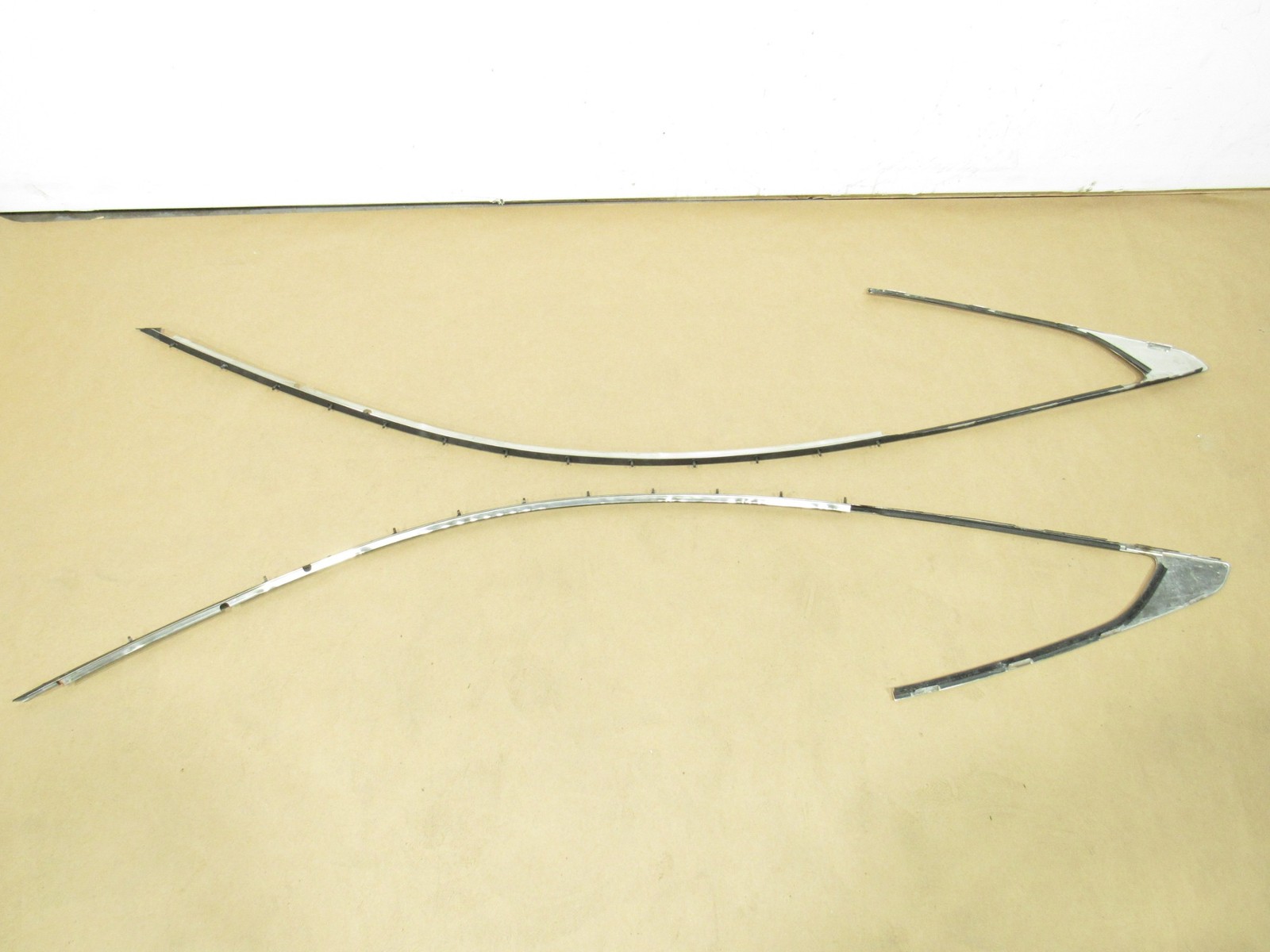14-18 Aston Martin Vanquish 2014 Right Left Roof Chrome Molding Trim Set Y2