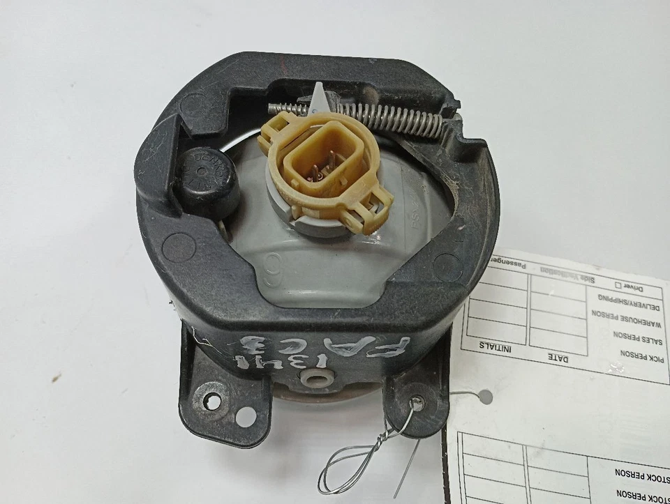 Faro antiniebla Jeep Grand Cherokee 11809044 2011 Foto 3 de 4