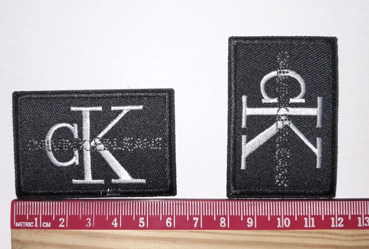 PATCH TOPPA REPLICA NAPAPIJRI Diametro 8CM Ricamata Termoadesiva o da