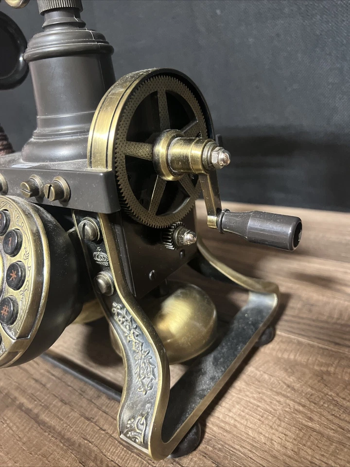 Telefone desktop Paramount Collection Classic Series modelo #689 em excelente estado usado! - Imagem 3 de 4