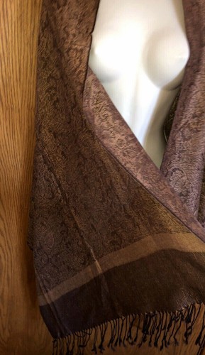 Pashmina Cashmere Paisley Women’s Scarf Brown & Gold With Fringe 68” x 27” - Picture 4 of 9