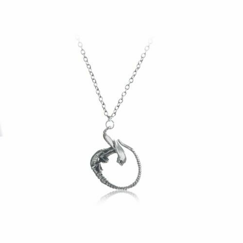 Alien vs Predator Movie Xenomorph Silvertone Pendant Necklace Ridley Scott - Picture 2 of 4