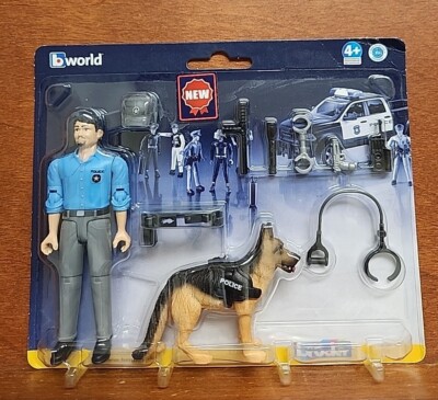NEW Bruder 62150 Policeman K-9 German Shepard Belt Baton Handcuffs Gun Poseable