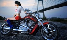 Harley-Davidson Girl Bild Foto Poster Schreibunterlage HD *Kunstdruck laminiert