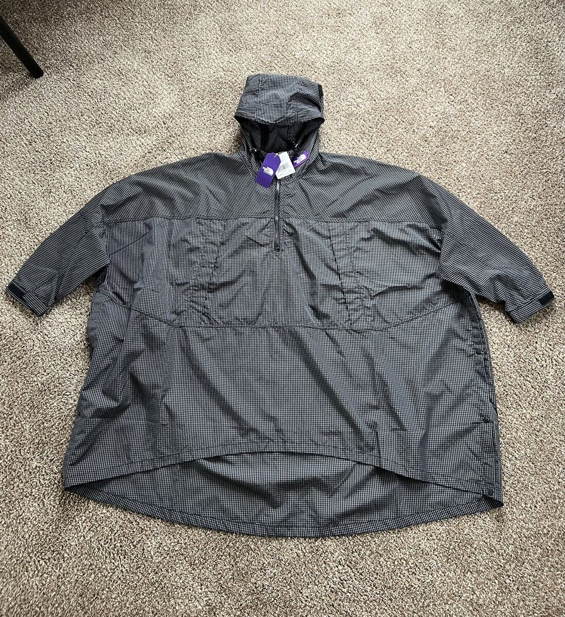 North Face Purple Label Poncho Men's Medium NEW! Black $435 North Face Purple Label Poncho Men's Medium NEW! Black $435