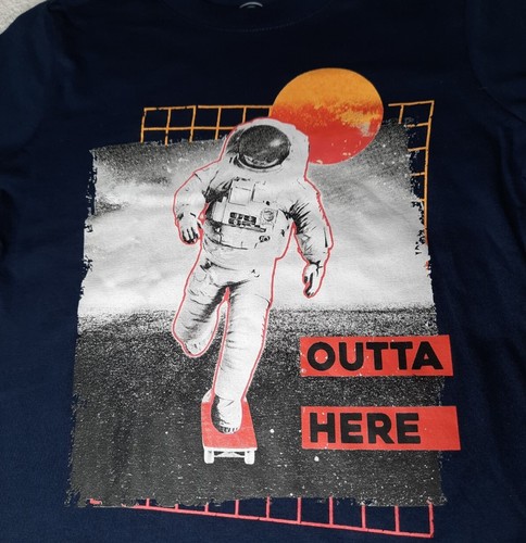 Wonder Nation Boy's Graphic Short Sleeve T-Shirt Outta Here Astronaut New 22K54 - Picture 3 of 7