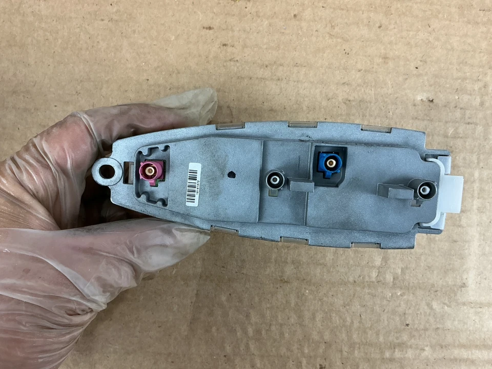 BMW 535i F10 xDrive 2010-2016 techo aleta de tiburón antena de radio 9141460, 9269863 OEM Foto 4 de 4