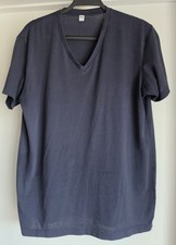 Uniqlo V-Neck T-Shirt Men L Dark Blue Solid Short Sleeve Casual Tee Top