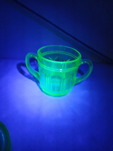 Vtg Uranium Glass Hocking Colonial Green Open Sugar Bowl Dish  Small Chip On Han