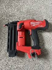 Milwaukee M18 Fuel Brushless 18ga Brad Nailer 