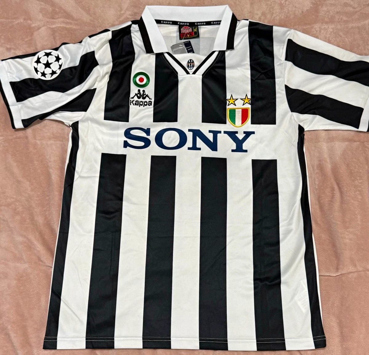 Preços baixos em Juventus Kappa no Clube Internacional de Roupas e