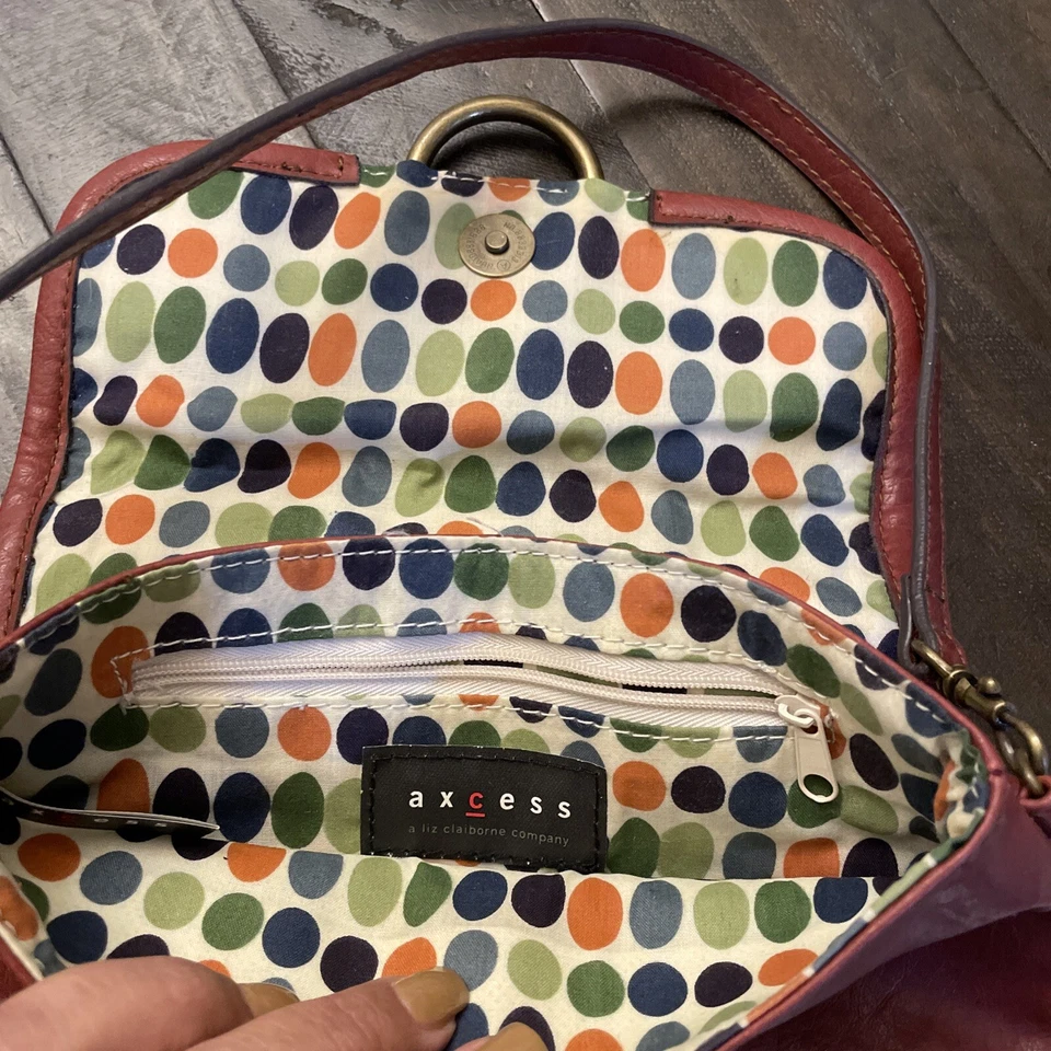 Liz Claiborne Axcess Ladrillo Rojo Baguette Años 90 Look Cartera Convertible Muñequera Y2K Foto 2 de 4