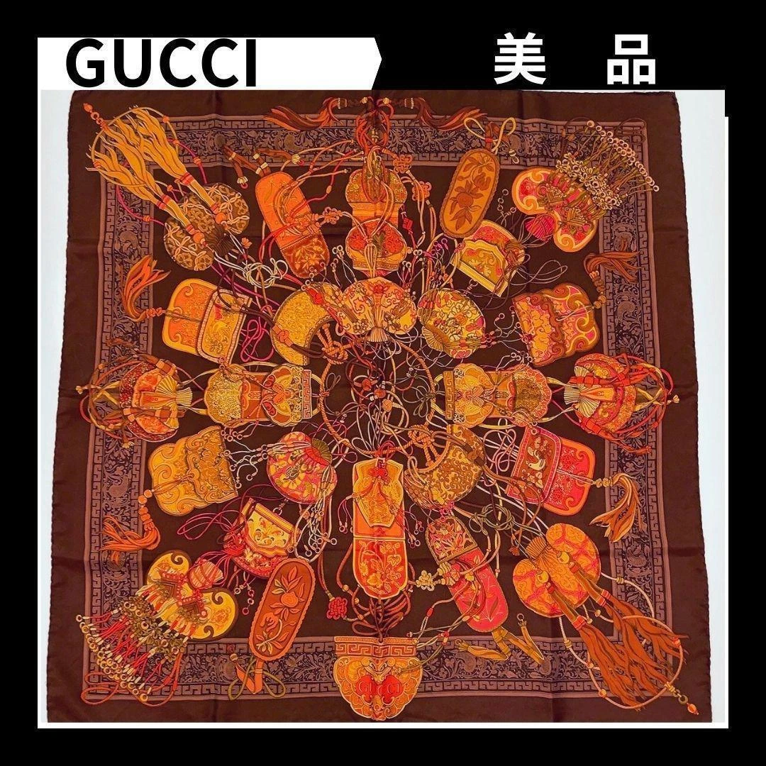 Foulard Gucci marron en soie 88 cm x 88 cm   Rang AB, étiquette incluse   Fashion Acc femme