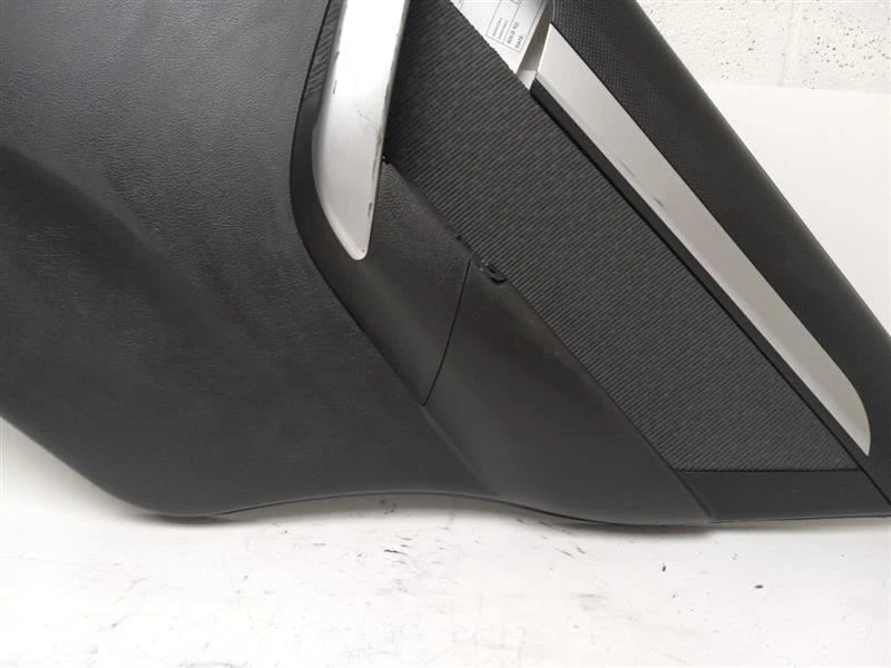 Chevrolet Aveo 2007-2011 panel de moldura de puerta trasera derecha Foto 4 de 4