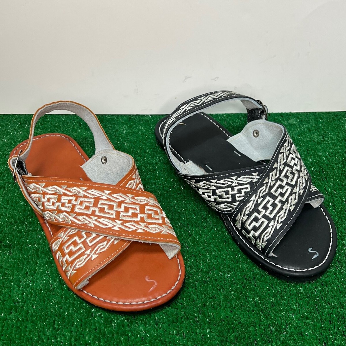 Men’s Mexican Pitiado Bordado Huarache Sandal Cruzado de cuero de México