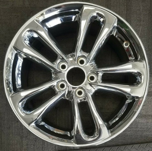 17" HONDA CIVIC FACTORY OEM CHROME ALLOY WHEEL RIM 17x7 20062011 eBay