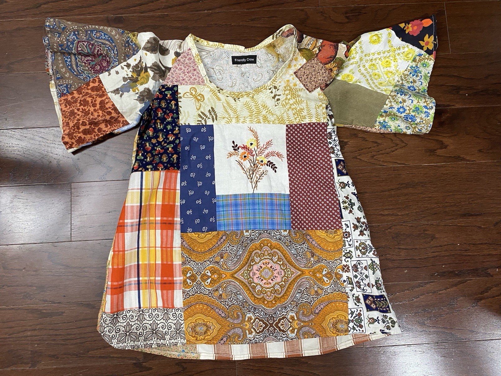 Friendly Crow Wearable Art Patchwork Floral Print… - image 1