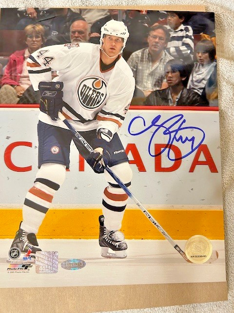 Chris Pronger Autographed 8x10 Photo NHL w/COA