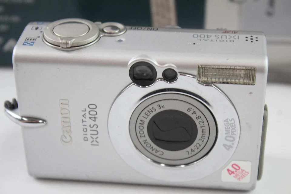Canon Ixus 400 Digital Compact Camera Working w/ Canon 3x Zoom Lens - Image 2 of 4