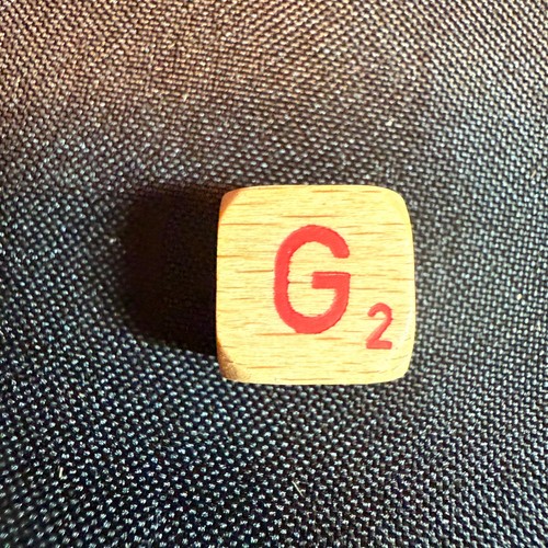 Vintage 1966 Scrabble RSVP Game Parts 34 Wood Cubes Red Letters 1/2" Art Crafts - Picture 3 of 5