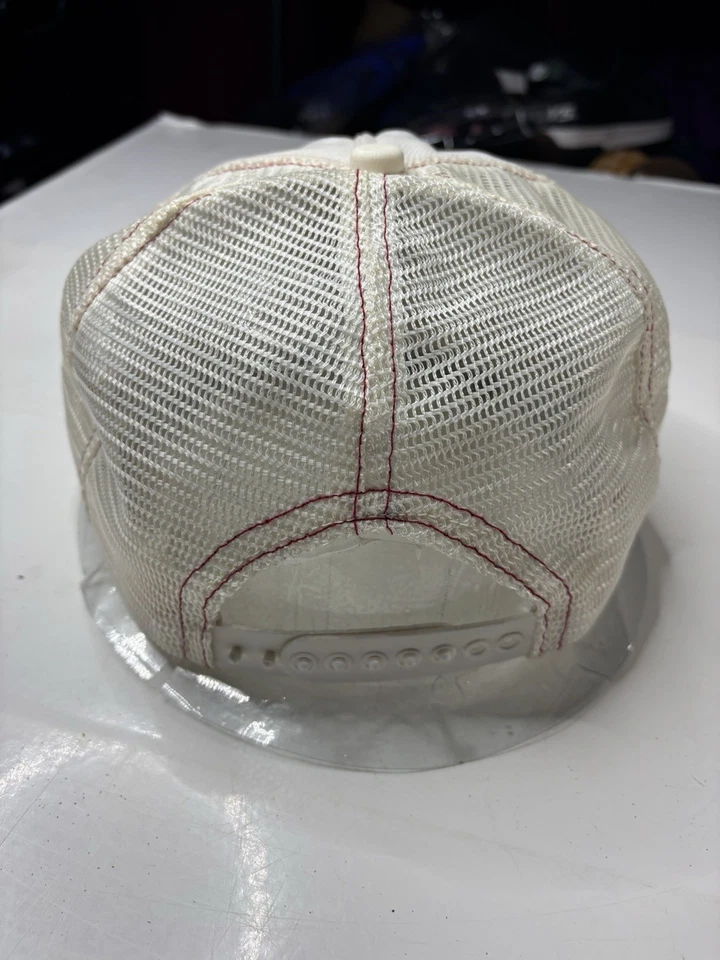 Boné vintage McLean Trucking branco ajustável boné caminhoneiro com costas de malha - Imagem 3 de 4