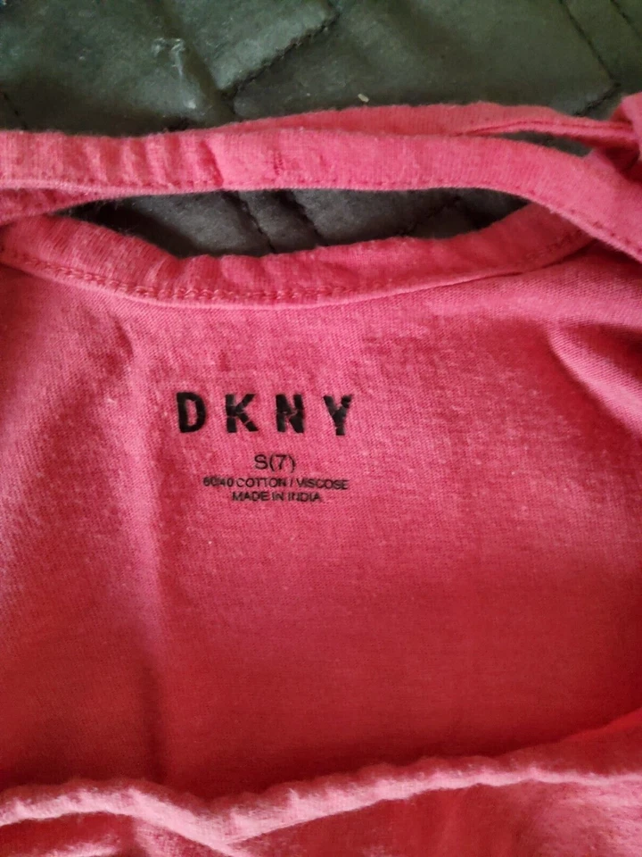 DKNY Girls T-shirt Pink Silver Gold Sequin Logo Cross Back S 7 - Image 3 of 4
