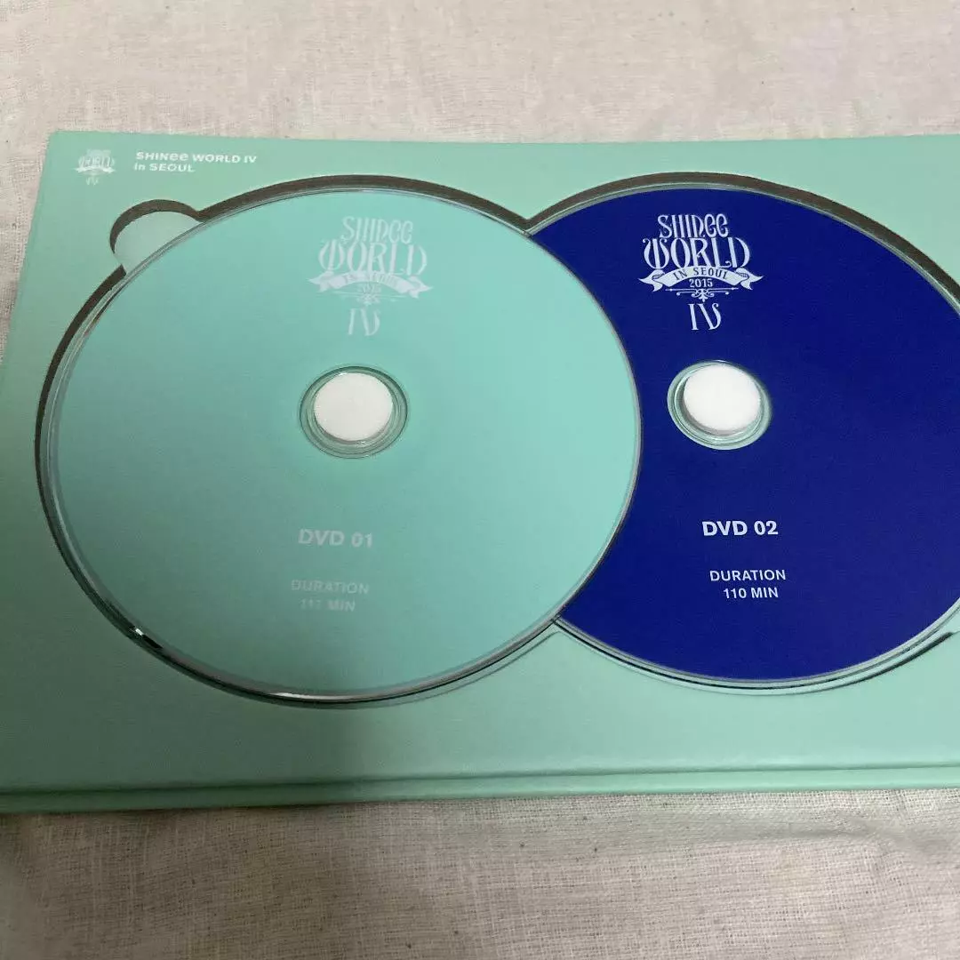 SHINee WORLD IV in SEOUL 2015 DVDブックレット一体型ケース