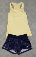 Nike women s 2 piece short outfit Size XS 0-2