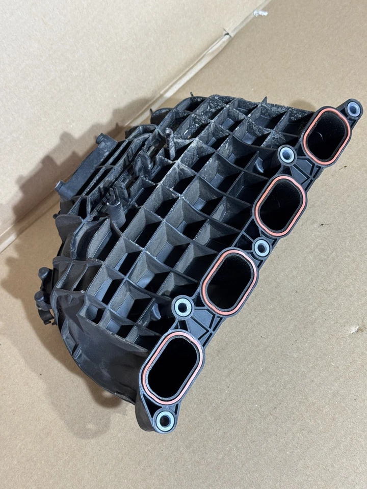 12-18 BMW F30 320i 228i 428i 528i X1 X3 X4 X5 Z4 Colector de admisión de aire OEM 010925B Foto 3 de 4