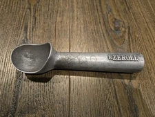 Vintage The Zeroll 20 Toledo Ohio Aluminum Old School Ice Cream Scoop Scooper