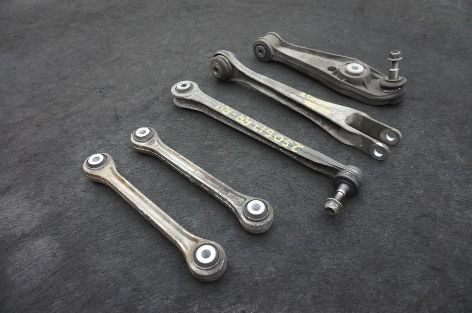 Juego 5 Brazos de control superior e inferior trasero derecho 99733104504 Porsche 911 Turbo 996 01 Foto 2 de 4