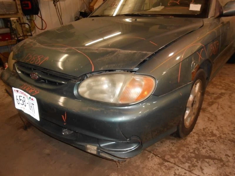 Passenger Front Spindle/Knuckle Without ABS Fits 98-01 SEPHIA 537274 - Image 3 of 4