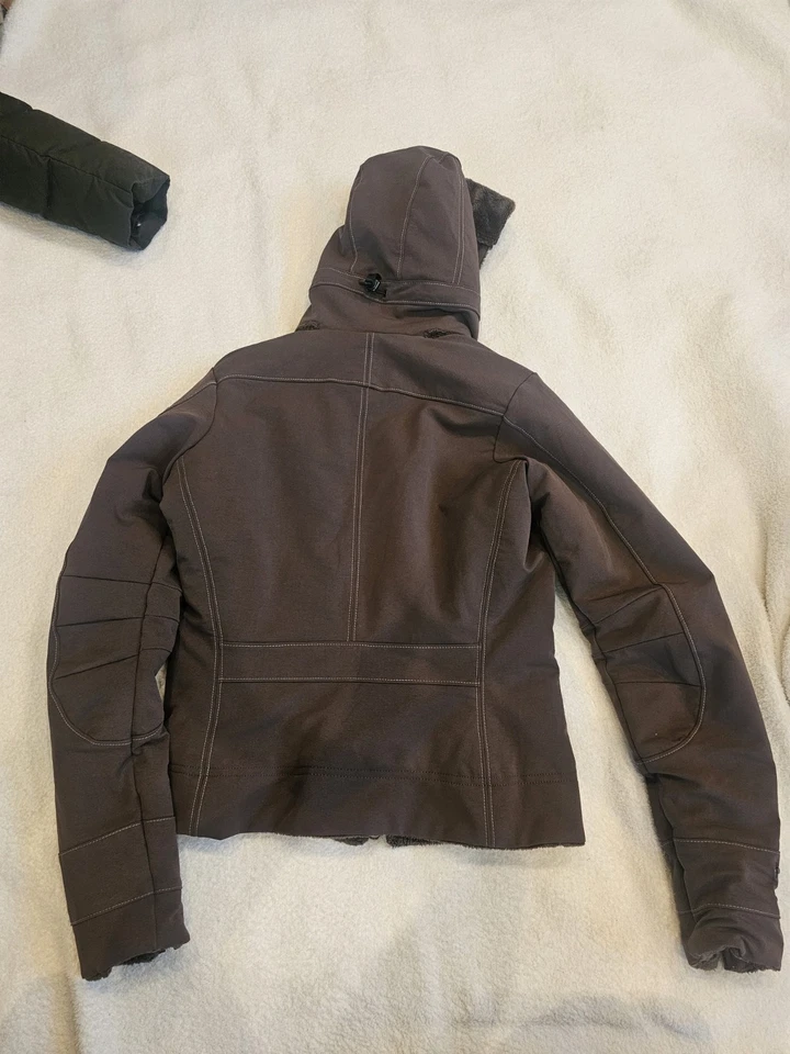 Chaqueta estilo bombardero MOUNTAIN HARDWEAR Tuf Gene ~ Para mujer talla XS ~ ¡Espresso Usada en Excelente Condición!! Foto 2 de 4