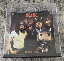 ACDC FUNKO POP! SIGNED BY BAND MEMBERS FUNKO ...