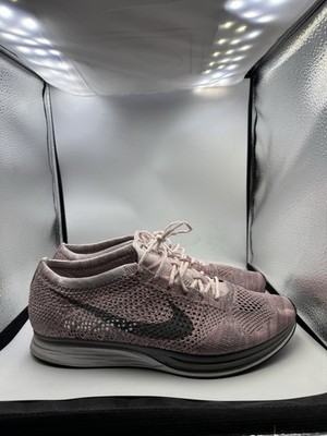 Nike Men s  Flyknit Racer Strawberry Size 12.5