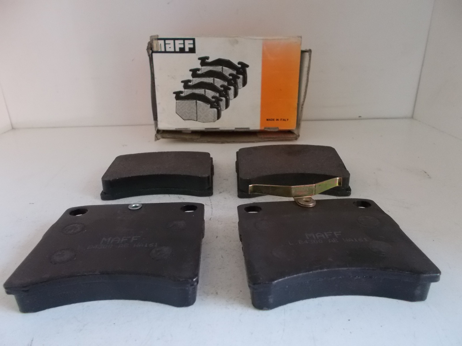 Plaquettes de frein avant Volkswagen Transporter BP978 598048 en céramique