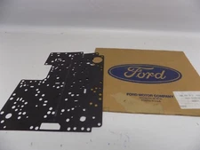 New OEM 1997-1998 Ford Transmission Valve Body Gasket Assembly F81Z7D100AA