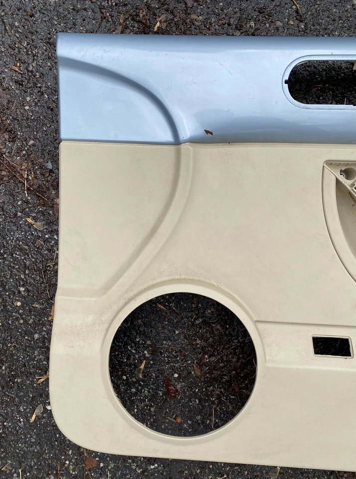 2003-2010 Volkswagen Beetle Convertible Door Panel Passenger Light BLUE READ - Image 4 of 4