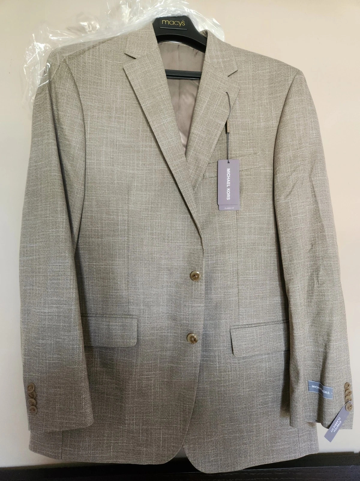 NWT Michael Kors Classic-Fit Solid Sport Coat Tan 38R 38 R
Opens in a new window or tab