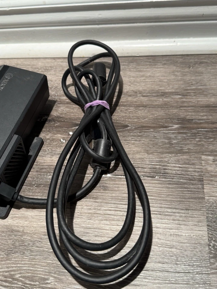 Sensor de movimiento Kinect Microsoft Xbox One - Negro - Modelo 1520 sin probar Foto 2 de 3