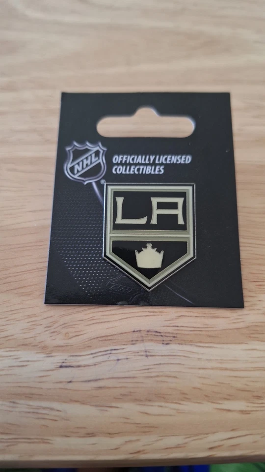 Vintage LA Kings NHL Logo Enamel Lapel/Hat Pin Official Licensed Hockey - Image 1 of 1