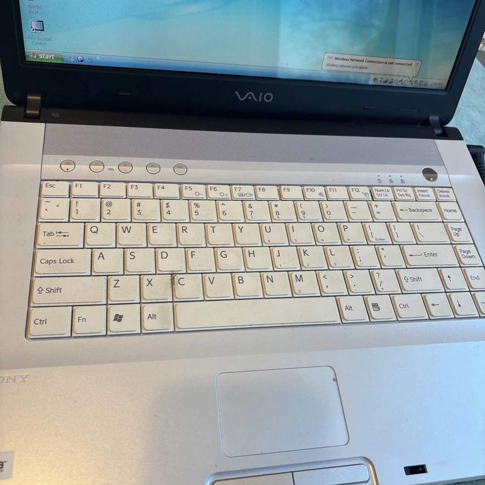 Sony Vaio Laptop Computer Model PCG-7R2L 2005 w Power Cord - Image 4 of 4