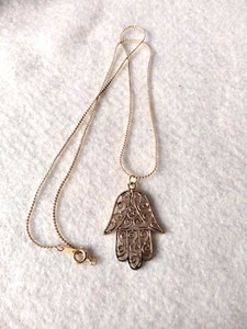 Authentic HAMSA HAND OF FATIMA GOLD PLATED FILIGREE PENDANT NECKLACE