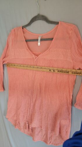 Monoreno Peasant Boho Top Peach Salmon Shirt Size Medium - Picture 4 of 8
