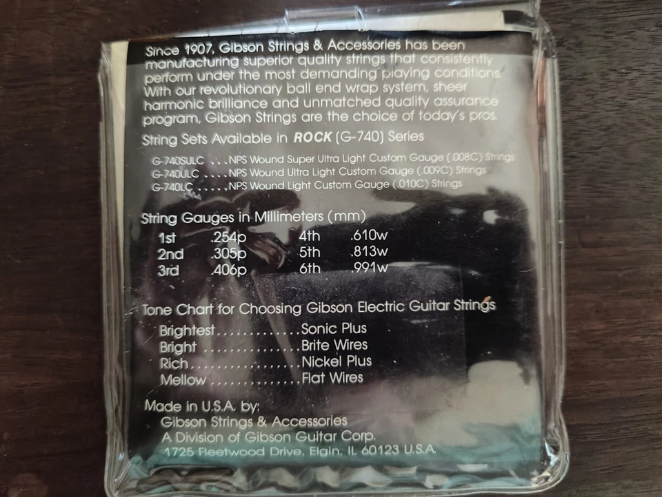 GIBSON Case Candy Vintage "Rock" Electric  Guitar Light Gauge Strings Set 740LC - Image 2 of 3