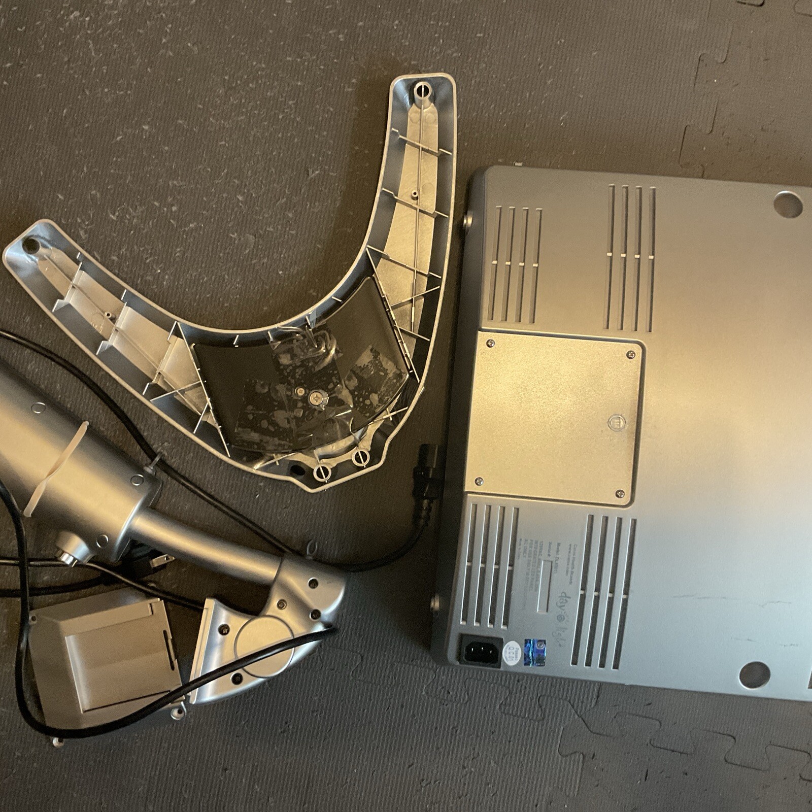 Carex Day-Light Classic + Bright Light Therapy Lamp - 10,000 LUX Light Therapy